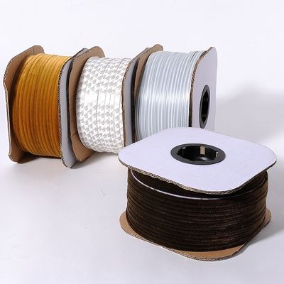 ارتفاع انبار 3-25mm / عرض 3-50mm CLJ تمام اندازه پنجره درب برس انبار آب و هوا نوار احساس پشم انبار خارج کننده کشش