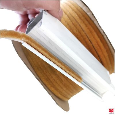 3-25mm ارتفاع انبار ضد آب ضد گرد و غبار Extrusive پشتیبان استریپ آب و هوا برای پنجره مدرن و درب سبک طراحی مدرن